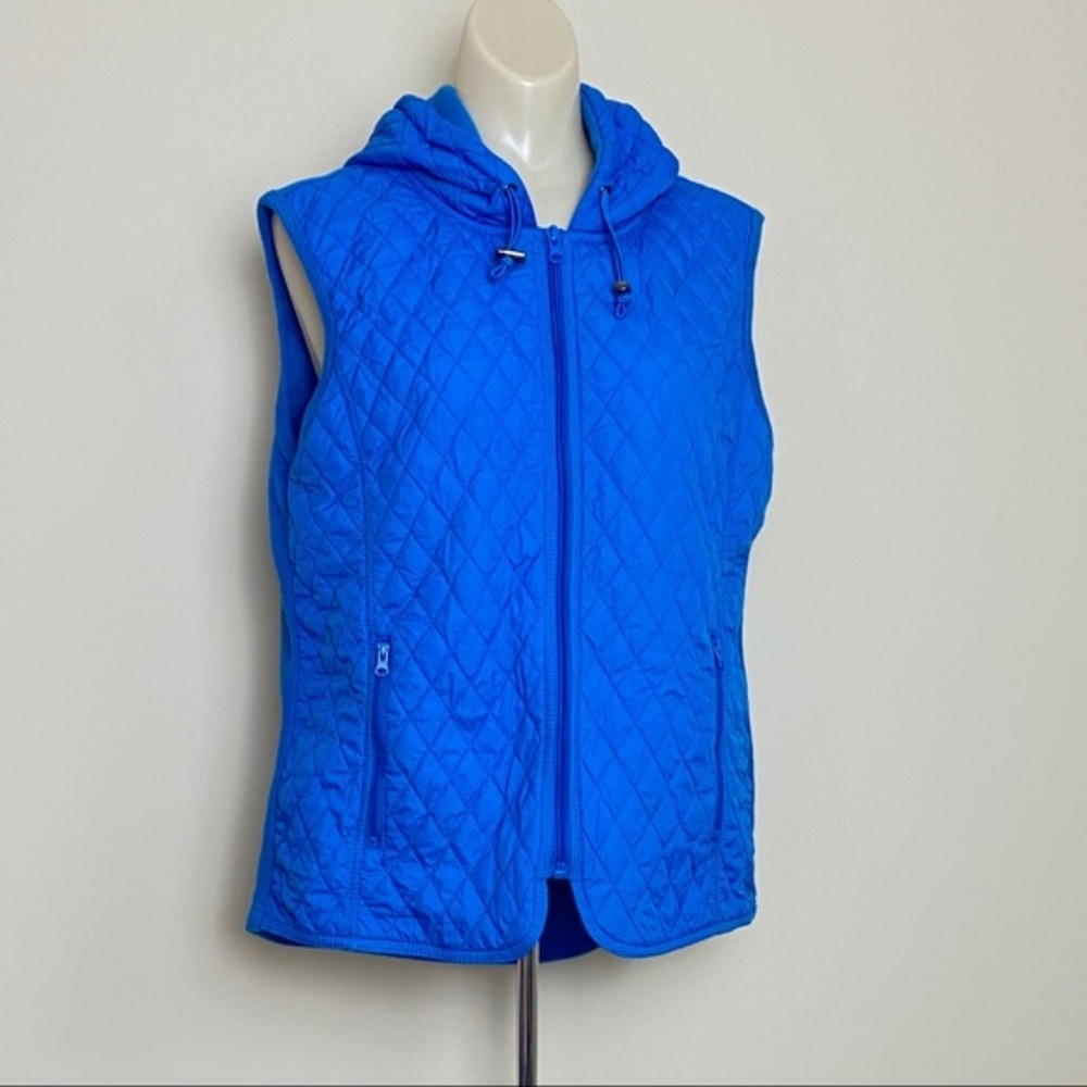 Lightweight Quilted Hooded Fleece Vest